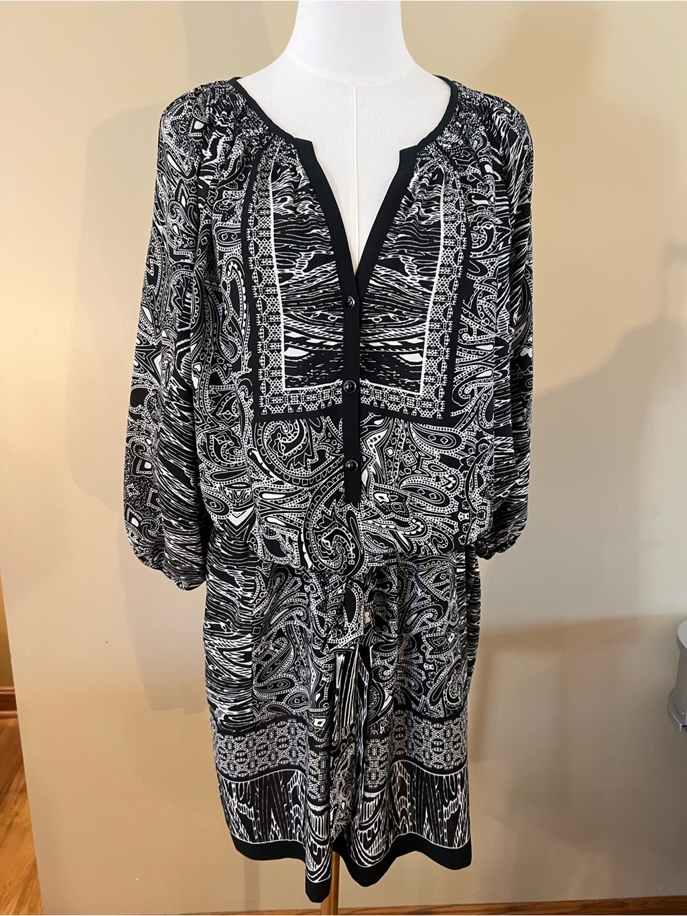 Cache Black and White Long Sleeve Dress